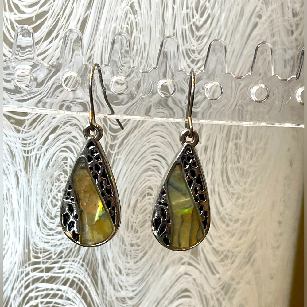 Handmade dangle earrings 1”